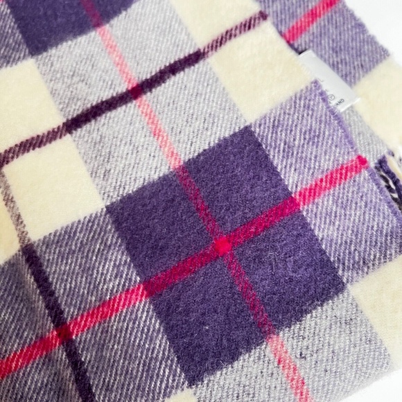Johnstons 100% Lambswool Scarf Purple Beige Pink Tartan Plaid Scotland - Picture 2 of 5